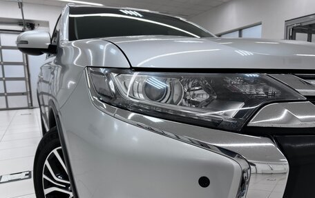 Mitsubishi Outlander III рестайлинг 3, 2015 год, 1 990 000 рублей, 9 фотография