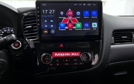 Mitsubishi Outlander III рестайлинг 3, 2015 год, 1 990 000 рублей, 19 фотография
