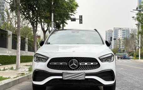 Mercedes-Benz GLA, 2022 год, 2 390 000 рублей, 2 фотография