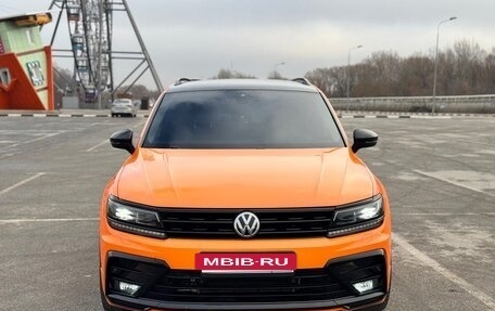 Volkswagen Tiguan II, 2019 год, 3 790 000 рублей, 5 фотография