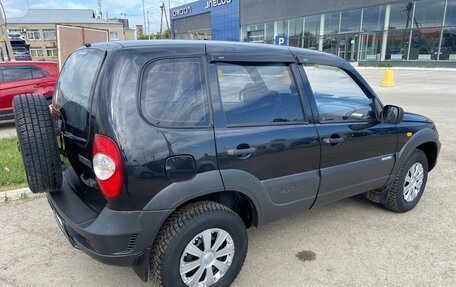 Chevrolet Niva I рестайлинг, 2010 год, 449 000 рублей, 4 фотография