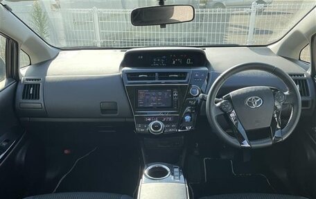 Toyota Prius Alpha I (ZVW40/41), 2021 год, 1 635 000 рублей, 7 фотография