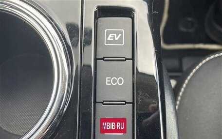 Toyota Prius Alpha I (ZVW40/41), 2021 год, 1 635 000 рублей, 16 фотография