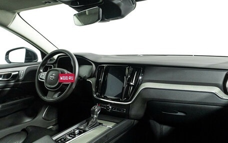Volvo S60 III, 2019 год, 3 379 700 рублей, 9 фотография