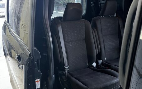 Toyota Voxy III, 2017 год, 2 150 000 рублей, 11 фотография