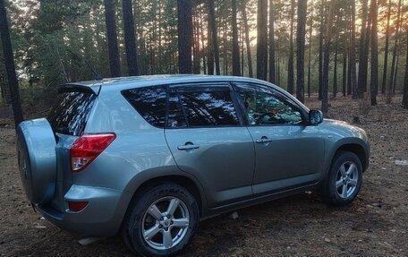 Toyota RAV4, 2006 год, 1 049 000 рублей, 3 фотография