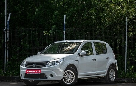 Renault Sandero I, 2013 год, 525 000 рублей, 1 фотография