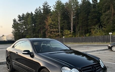 Mercedes-Benz CLK-Класс, 2003 год, 590 000 рублей, 1 фотография