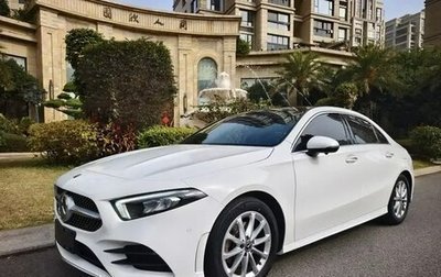 Mercedes-Benz A-Класс, 2021 год, 2 000 000 рублей, 1 фотография