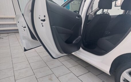 Peugeot 308 II, 2010 год, 535 000 рублей, 11 фотография