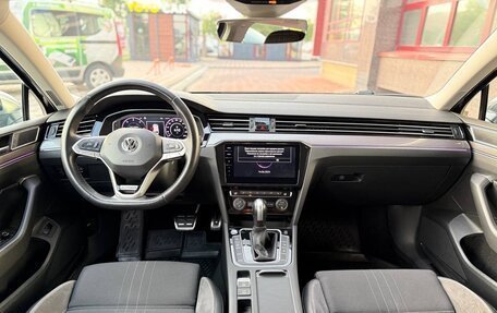 Volkswagen Passat B8 рестайлинг, 2020 год, 2 500 000 рублей, 12 фотография