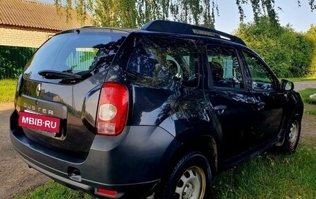 Renault Duster I рестайлинг, 2014 год, 700 000 рублей, 5 фотография