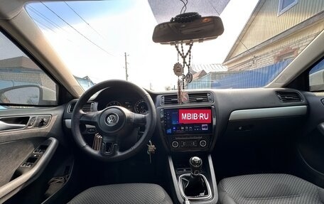 Volkswagen Jetta VI, 2012 год, 980 000 рублей, 11 фотография