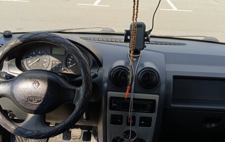 Renault Logan I, 2006 год, 320 000 рублей, 2 фотография