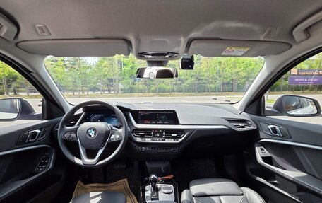 BMW 1 серия, 2022 год, 2 840 000 рублей, 6 фотография