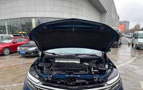 Chevrolet Equinox III, 2022 год, 2 000 000 рублей, 6 фотография