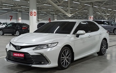 Toyota Camry, 2021 год, 2 990 000 рублей, 1 фотография