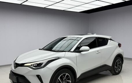 Toyota C-HR I рестайлинг, 2021 год, 2 060 999 рублей, 1 фотография