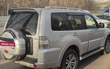 Mitsubishi Pajero IV, 2010 год, 1 850 000 рублей, 5 фотография