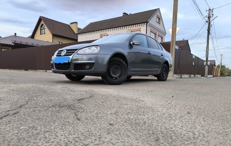 Volkswagen Jetta VI, 2010 год, 499 900 рублей, 5 фотография