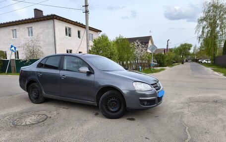 Volkswagen Jetta VI, 2010 год, 499 900 рублей, 4 фотография
