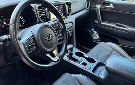 KIA Sportage IV рестайлинг, 2017 год, 2 150 000 рублей, 10 фотография