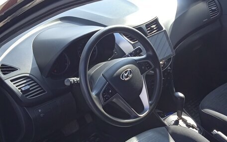 Hyundai Solaris II рестайлинг, 2014 год, 1 200 000 рублей, 2 фотография