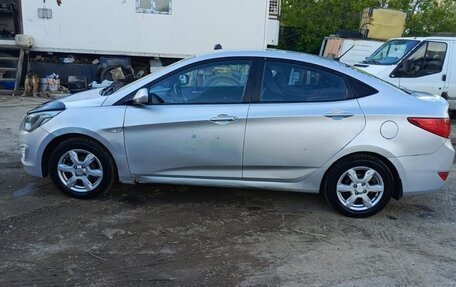 Hyundai Solaris II рестайлинг, 2015 год, 650 000 рублей, 4 фотография