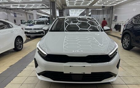 KIA K3, 2024 год, 2 240 000 рублей, 2 фотография