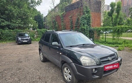 Hyundai Tucson III, 2005 год, 699 950 рублей, 2 фотография