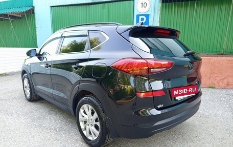Hyundai Tucson III, 2019 год, 2 450 000 рублей, 18 фотография