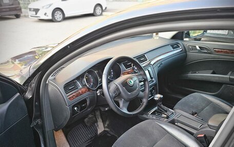 Skoda Superb III рестайлинг, 2010 год, 700 000 рублей, 5 фотография