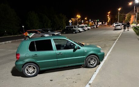 Volkswagen Polo III рестайлинг, 2000 год, 230 000 рублей, 3 фотография