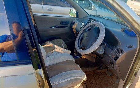 Toyota Gaia, 2001 год, 700 000 рублей, 5 фотография
