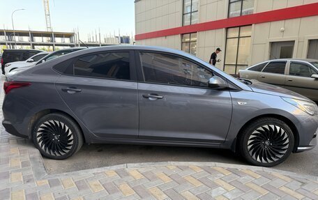Hyundai Solaris II рестайлинг, 2020 год, 1 530 000 рублей, 2 фотография