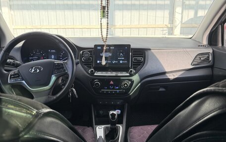 Hyundai Solaris II рестайлинг, 2020 год, 1 530 000 рублей, 4 фотография