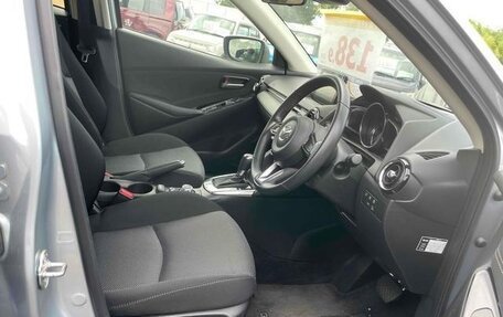 Mazda Demio IV, 2019 год, 828 000 рублей, 11 фотография
