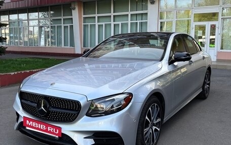 Mercedes-Benz E-Класс, 2019 год, 4 450 000 рублей, 2 фотография