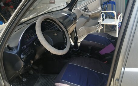 Chevrolet Niva I рестайлинг, 2010 год, 580 000 рублей, 5 фотография