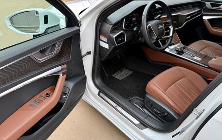 Audi A6, 2023 год, 5 900 000 рублей, 6 фотография