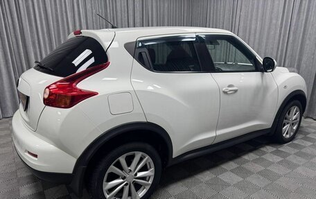 Nissan Juke II, 2011 год, 992 000 рублей, 11 фотография