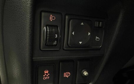 Nissan Juke II, 2011 год, 992 000 рублей, 15 фотография