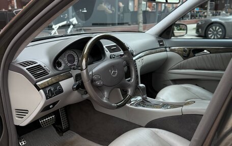 Mercedes-Benz E-Класс, 2007 год, 2 400 000 рублей, 10 фотография