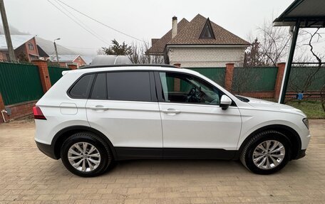 Volkswagen Tiguan II, 2020 год, 2 300 000 рублей, 6 фотография