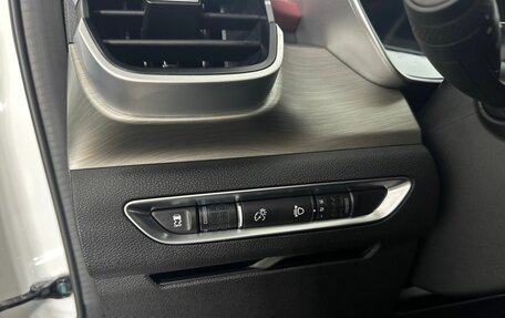 Geely Coolray I, 2023 год, 1 770 000 рублей, 9 фотография