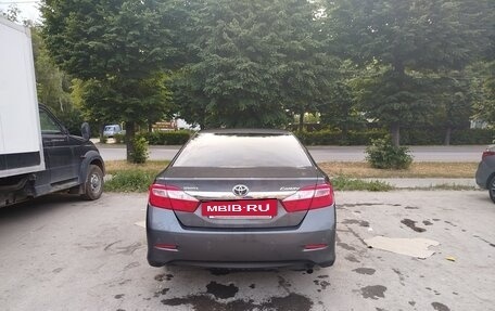 Toyota Camry, 2014 год, 1 350 000 рублей, 5 фотография
