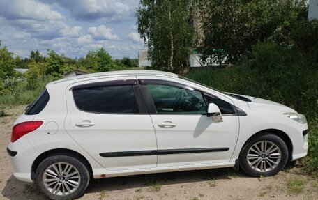 Peugeot 308 II, 2011 год, 550 000 рублей, 2 фотография