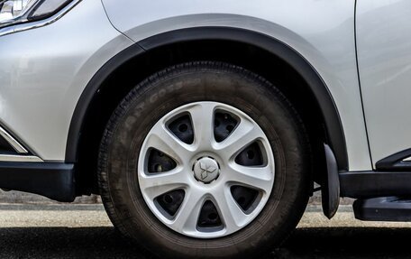 Mitsubishi Outlander III рестайлинг 3, 2019 год, 2 250 000 рублей, 7 фотография