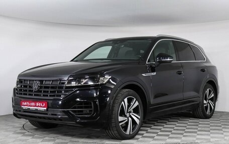 Volkswagen Touareg III, 2019 год, 5 299 000 рублей, 1 фотография