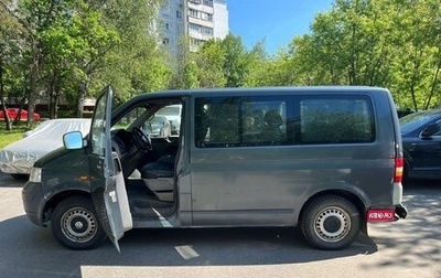 Volkswagen Transporter T5 рестайлинг, 2004 год, 820 000 рублей, 1 фотография